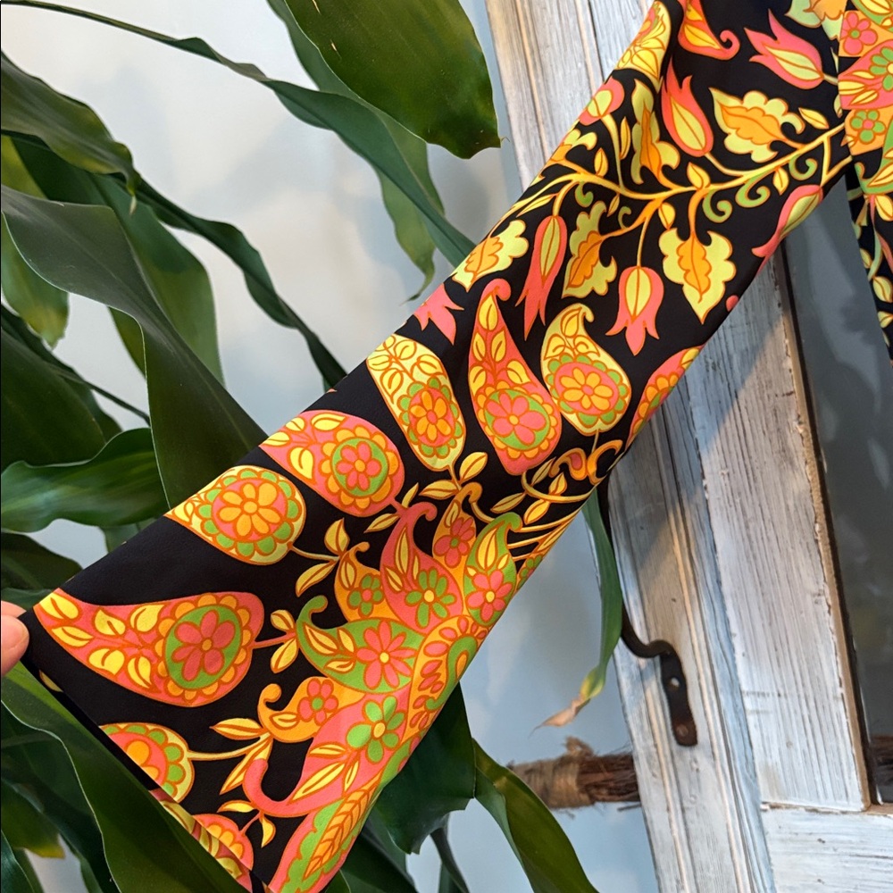 Zara Black and Orange Floral Dress Flare Sleeves Open Back Size XS NWT - Picture 6 of 10